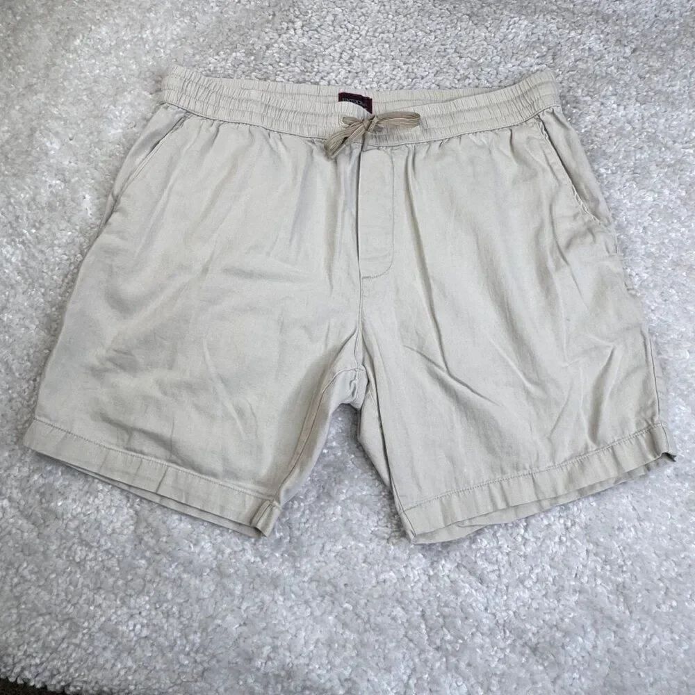 UNTUCKit Whitley Shorts Elastic Drawstring Beige Khaki Mens XL